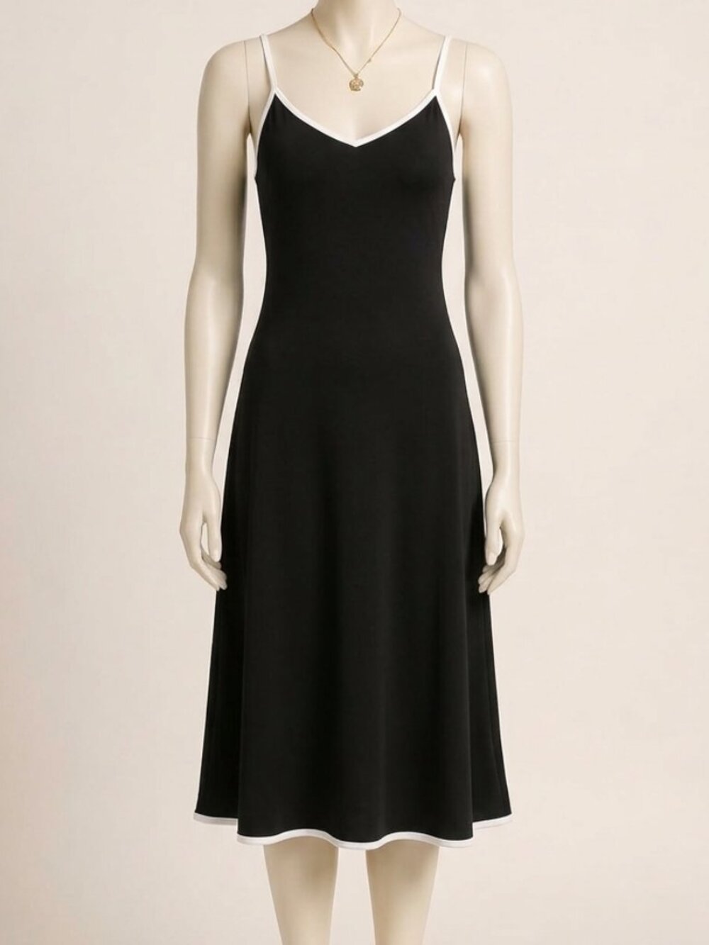 HYZ Black White Color Block Sweetheart Midi Dress Size M New Sealed